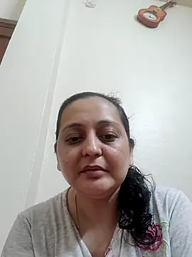 Webcam Model (Sajida450)  is live.Free join now!