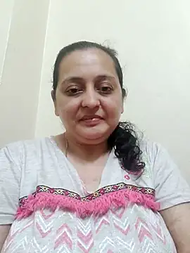 Webcam Model (Sajida450)  is live.Free join now!