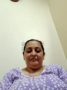 Webcam Model (Sajida450)  is live.Free join now!