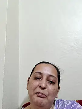 Webcam Model (Sajida450)  is live.Free join now!