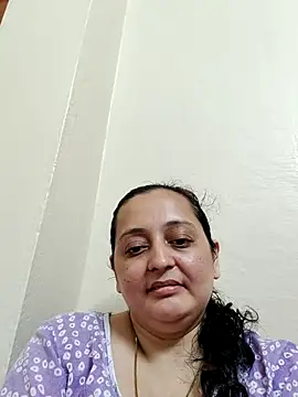 Webcam Model (Sajida450)  is live.Free join now!