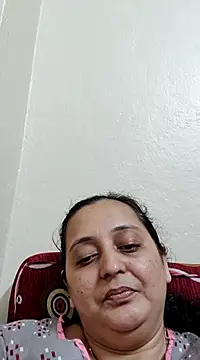 Webcam Model (Sajida450)  is live.Free join now!