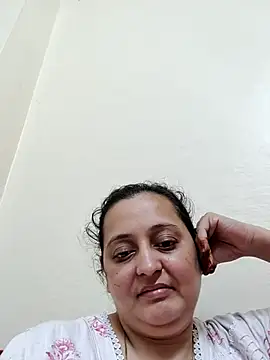 Webcam Model (Sajida450)  is live.Free join now!