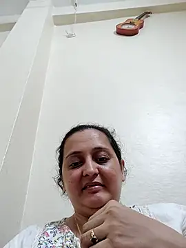 Webcam Model (Sajida450)  is live.Free join now!