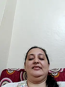 Webcam Model (Sajida450)  is live.Free join now!