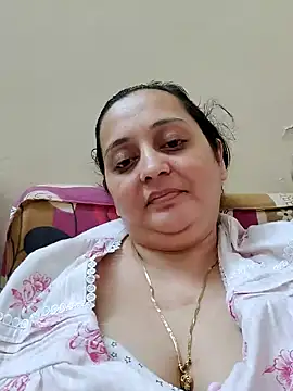 Webcam Model (Sajida450)  is live.Free join now!