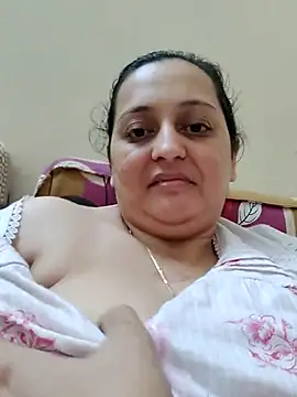 Webcam Model (Sajida450)  is live.Free join now!