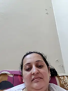 Webcam Model (Sajida450)  is live.Free join now!