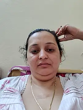 Webcam Model (Sajida450)  is live.Free join now!