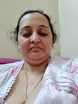 Webcam Model (Sajida450)  is live.Free join now!