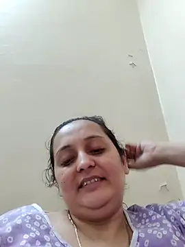 Webcam Model (Sajida450)  is live.Free join now!