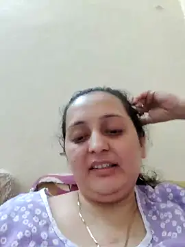 Webcam Model (Sajida450)  is live.Free join now!