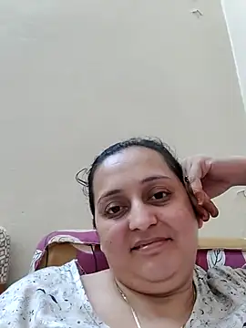 Webcam Model (Sajida450)  is live.Free join now!