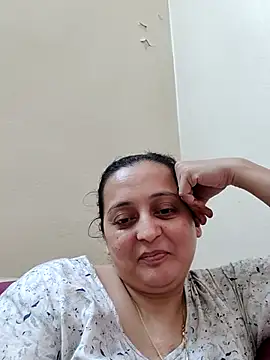 Webcam Model (Sajida450)  is live.Free join now!