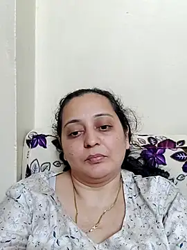 Webcam Model (Sajida450)  is live.Free join now!