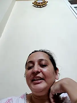 Webcam Model (Sajida450)  is live.Free join now!