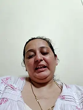 Webcam Model (Sajida450)  is live.Free join now!