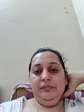 Webcam Model (Sajida450)  is live.Free join now!