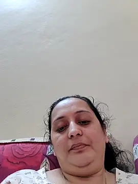 Webcam Model (Sajida450)  is live.Free join now!