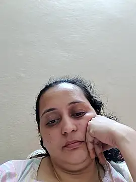 Webcam Model (Sajida450)  is live.Free join now!