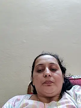 Webcam Model (Sajida450)  is live.Free join now!