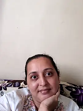 Webcam Model (Sajida450)  is live.Free join now!