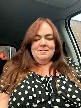 Webcam Model(curvy-milf-abbie) is live