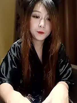 Webcam Model (qibao)  is live.Free join now!