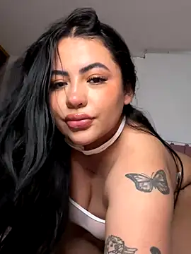 Webcam Model (ThicknTattedMaddisonn)  is live.Free join now!