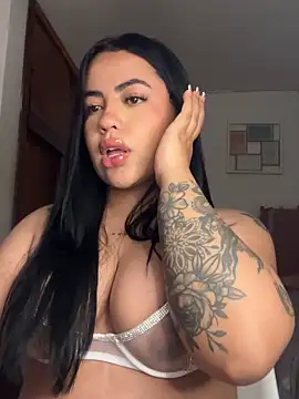 Webcam Model (ThicknTattedMaddisonn)  is live.Free join now!