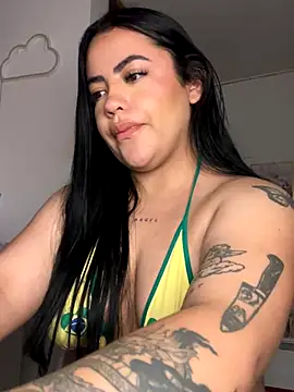 Webcam Model (ThicknTattedMaddisonn)  is live.Free join now!