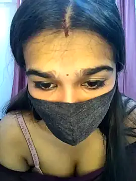 Webcam Model (Radhika_Malik)  is live.Free join now!