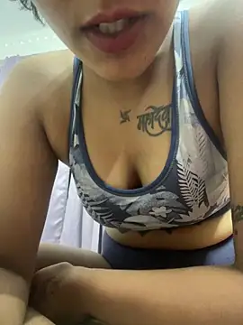 Webcam Model(kiran_agrwal) is live