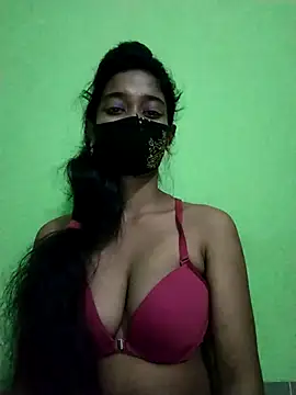 Webcam Model (Tapur-)  is live.Free join now!