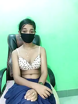 Webcam Model (Tapur-)  is live.Free join now!