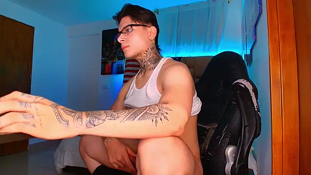 DennisWalkerr private