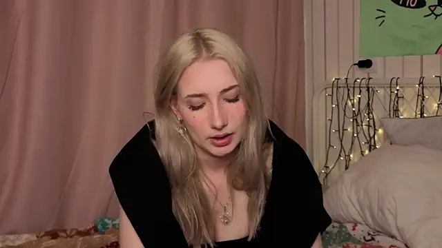 BonnieFunnell private