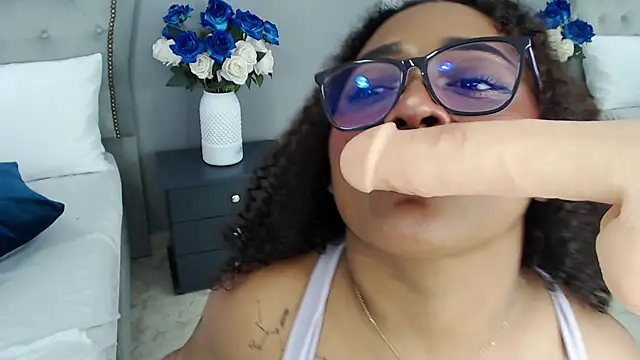 RoxieLewis private