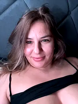 Webcam Model (Passion-Blondy)  is live.Free join now!