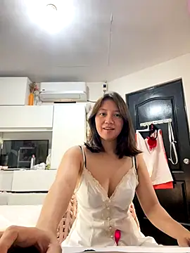 Webcam Model (asianmystery203)  is live.Free join now!