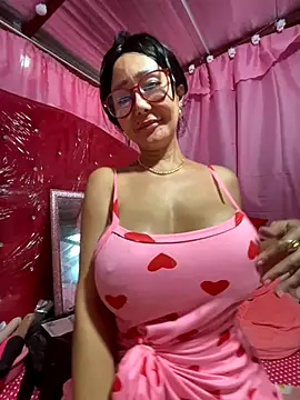 Webcam Model (sweetieme)  is live.Free join now!