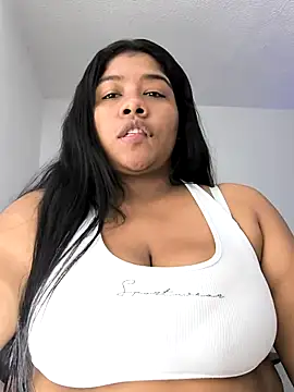 Webcam Model (paola091)  is live.Free join now!