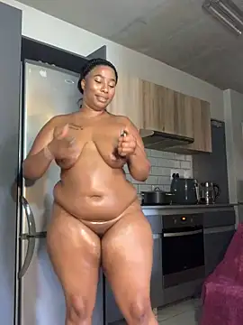 Webcam Model (CurvyDesire1)  is live.Free join now!