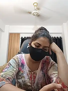 Webcam Model (MiaKhalifa--)  is live.Free join now!