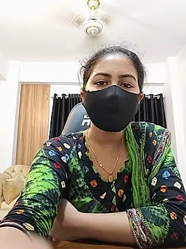 Webcam Model (MiaKhalifa--)  is live.Free join now!