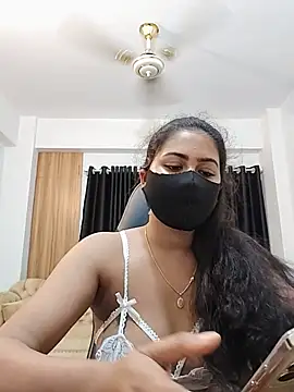 Webcam Model (MiaKhalifa--)  is live.Free join now!