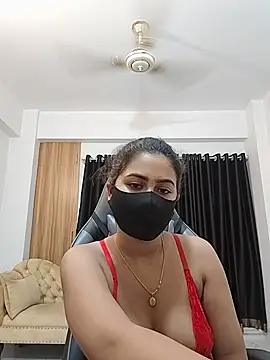 Webcam Model (MiaKhalifa--)  is live.Free join now!