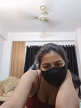 Webcam Model (MiaKhalifa--)  is live.Free join now!