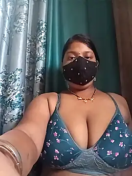 Webcam Model(neha-bhabhi) is live