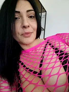 Webcam Model (AryaSummersReal)  is live.Free join now!